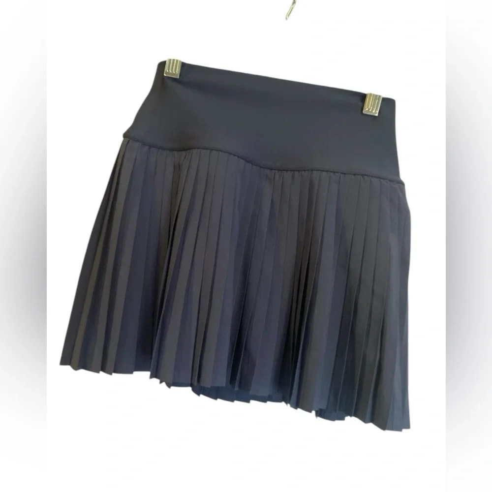 NWT Alo Yoga grand slam tennis skirt NAVY Size XS
